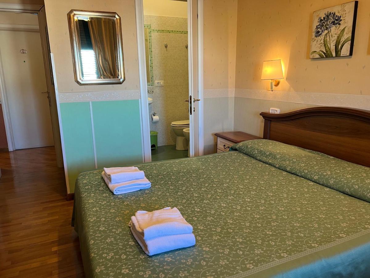 B&B San Michele A Porta Pia Rome Exterior photo