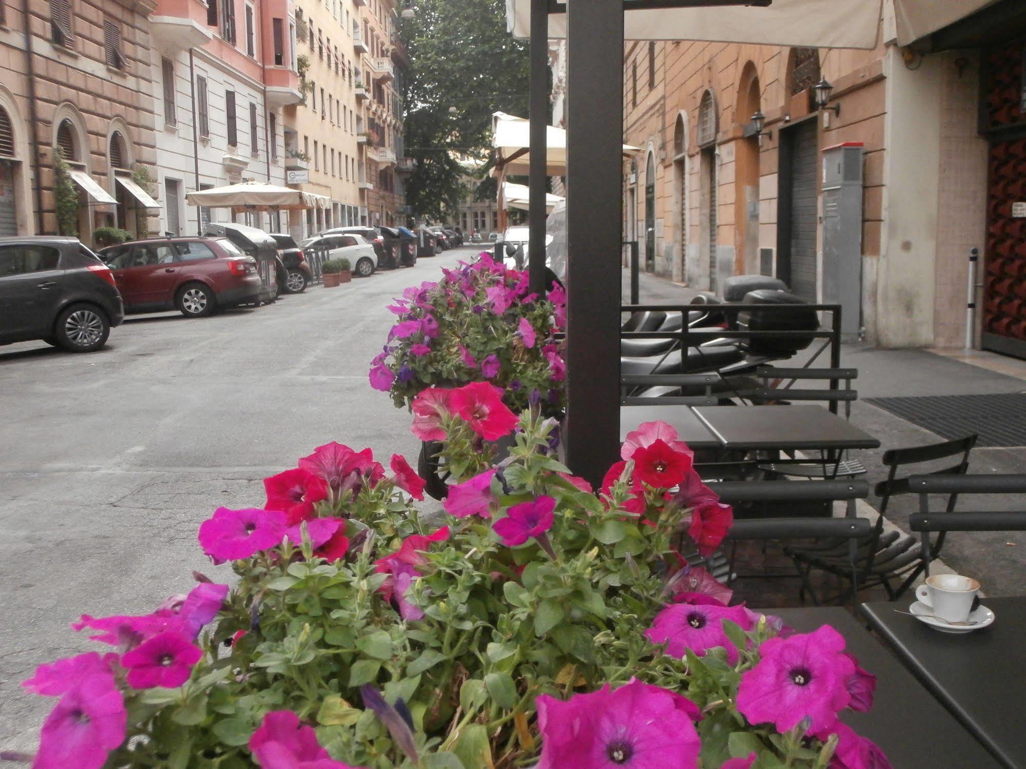 B&B San Michele A Porta Pia Rome Exterior photo